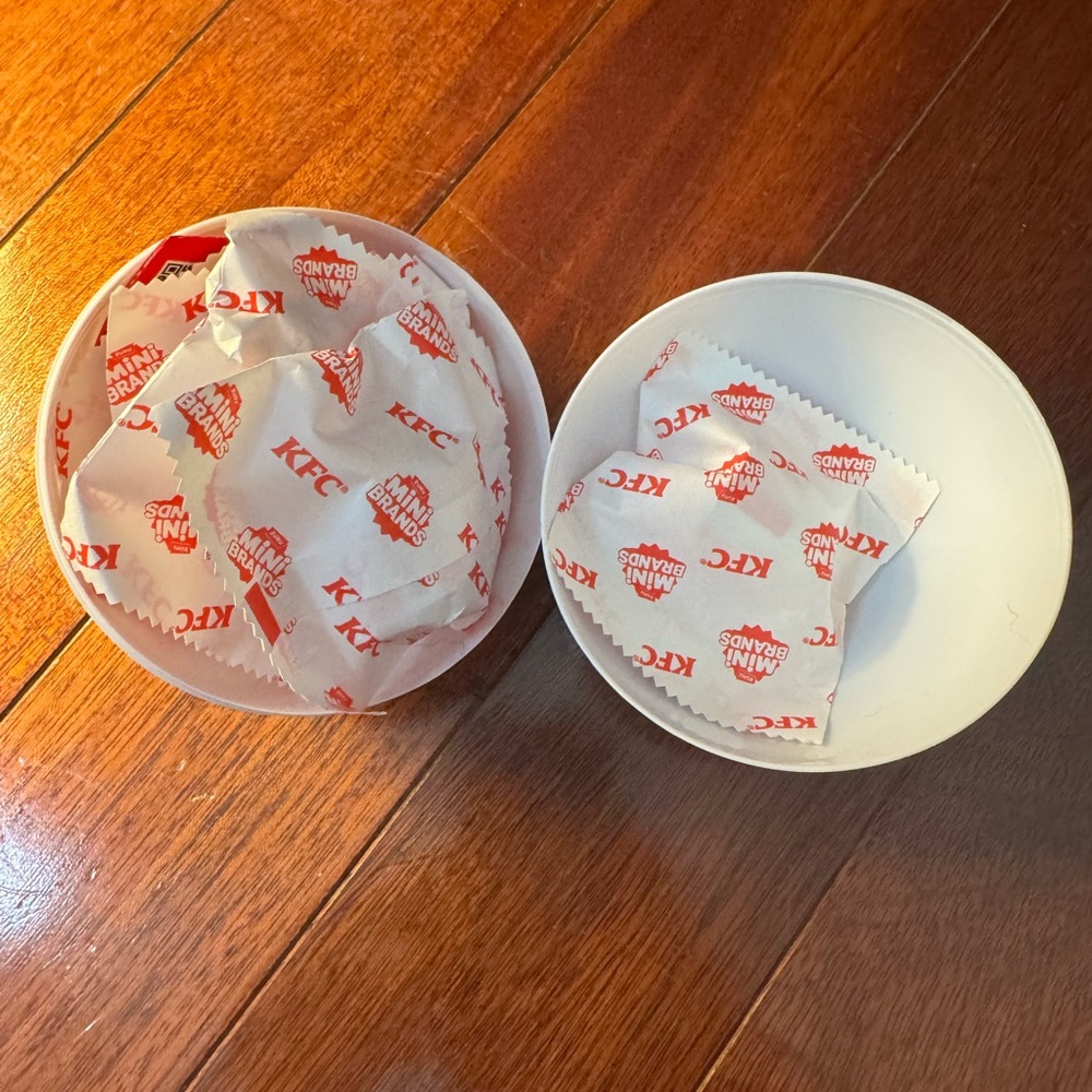 Mini Brands KFC